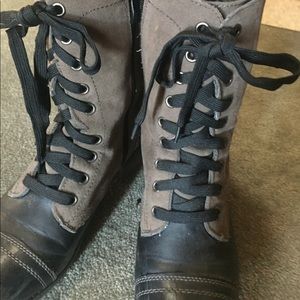 Steve Madden Lace Up Boots